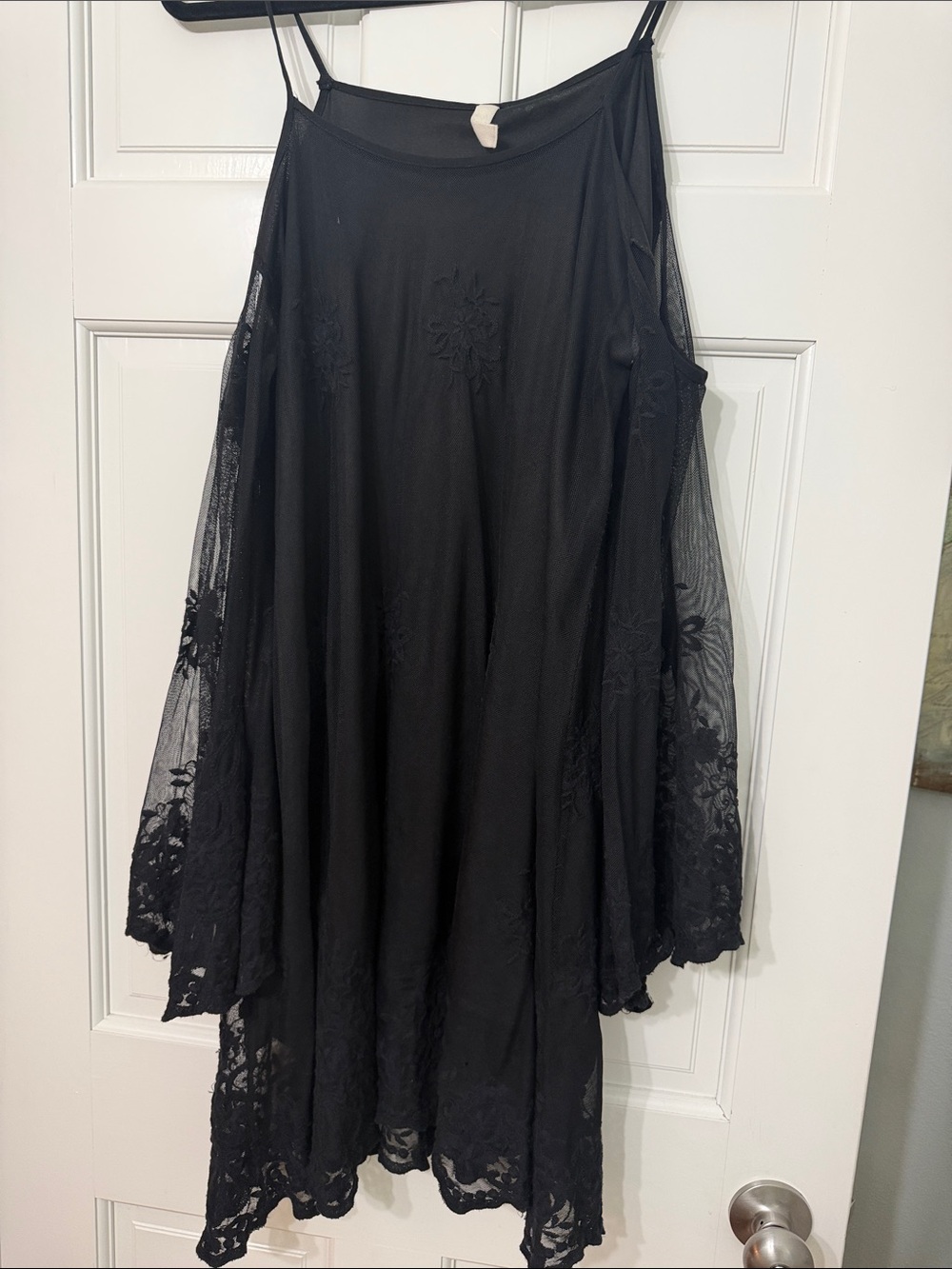 Elan Black Cold Shoulder Lace-Trim Slip Mini Dress Large